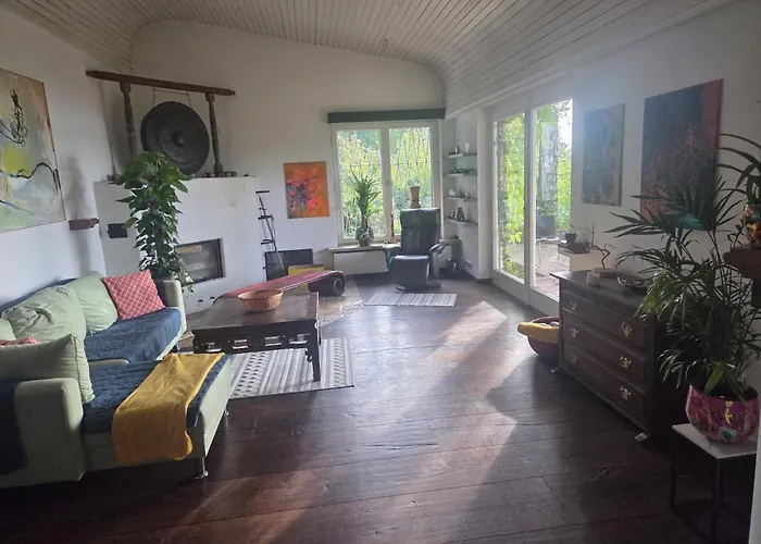 Kuenstlerhaus 海瑞星阿莫斯